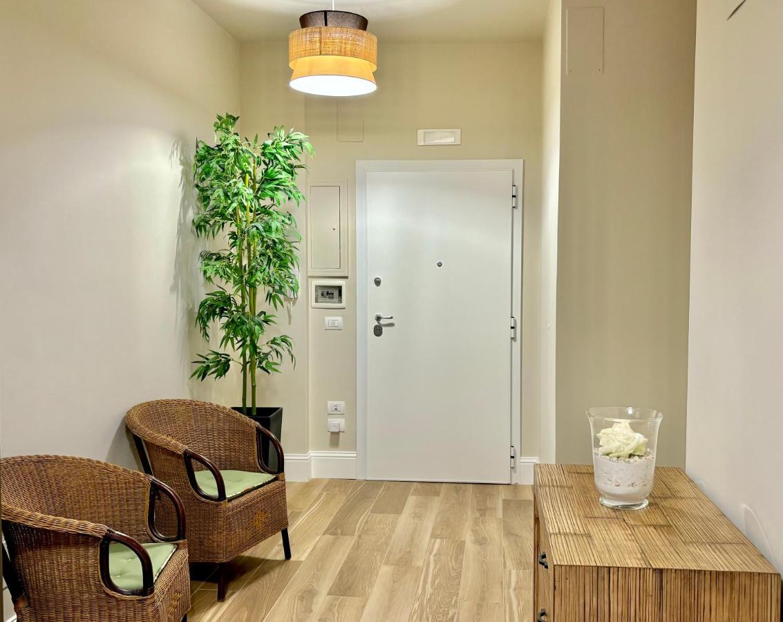 Les Suites Di Adi Apt Бари Екстериор снимка