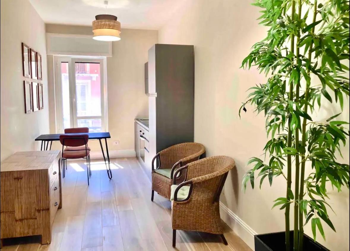 Les Suites Di Adi Apt Бари Екстериор снимка